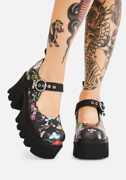 dahlia acting shy platform sandals