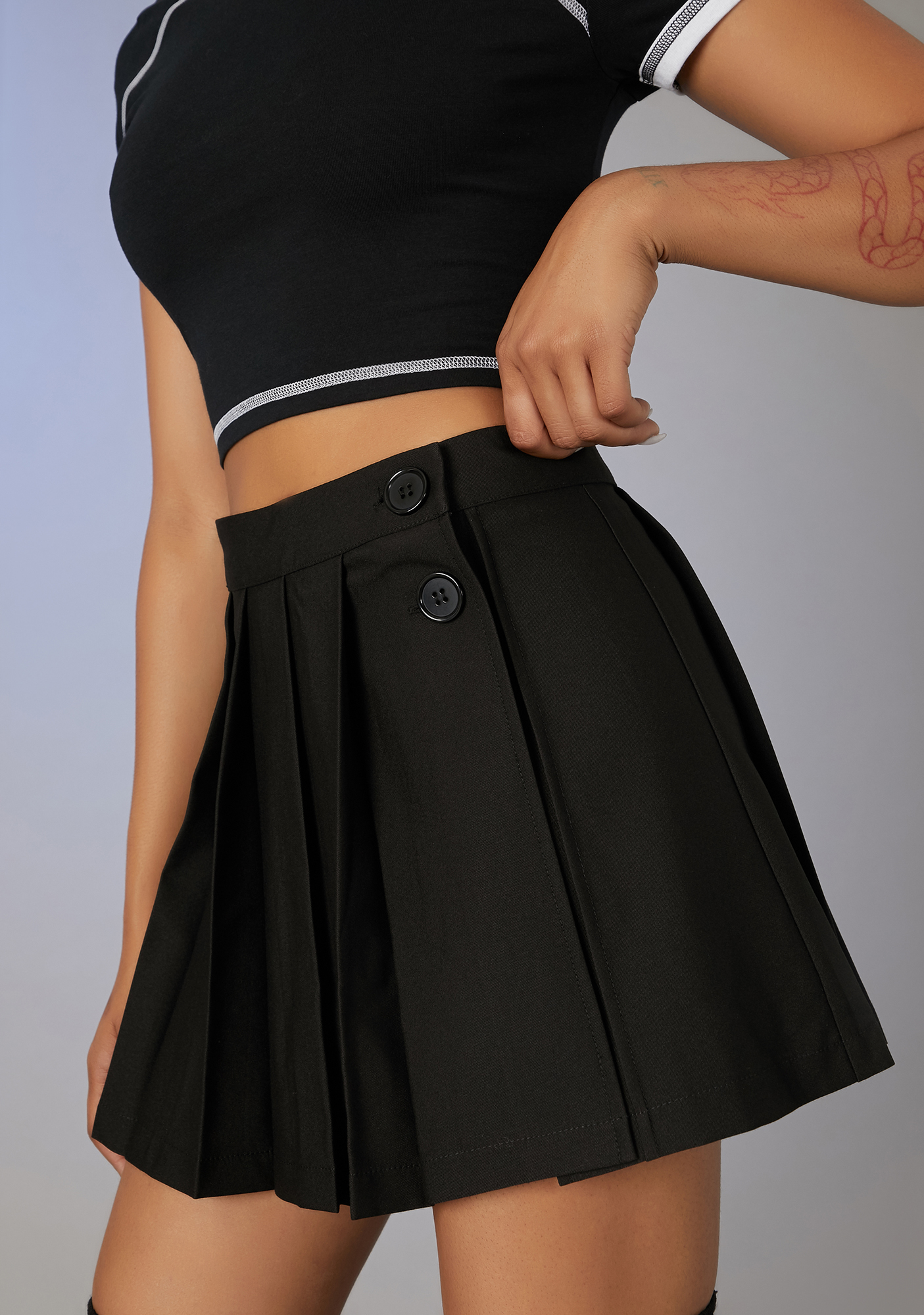 Poster Grl Twill Pleated Mini Skirt - Black | Dolls Kill