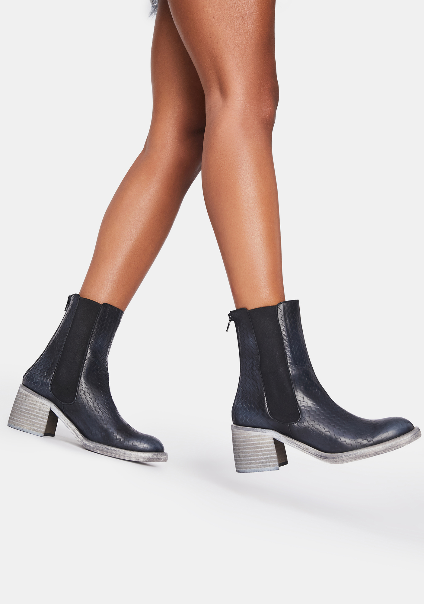 essential chelsea boot