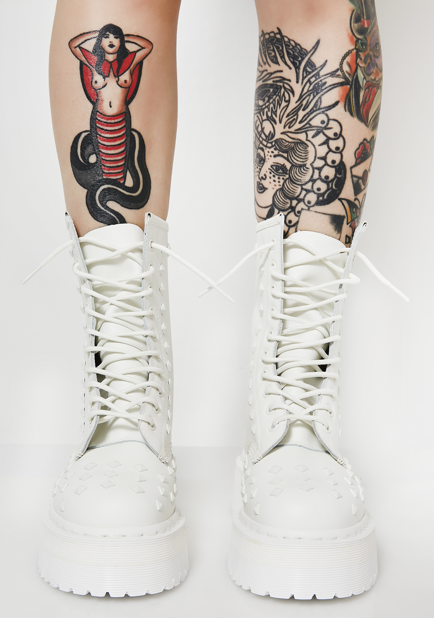 dr martens 1490 stud white