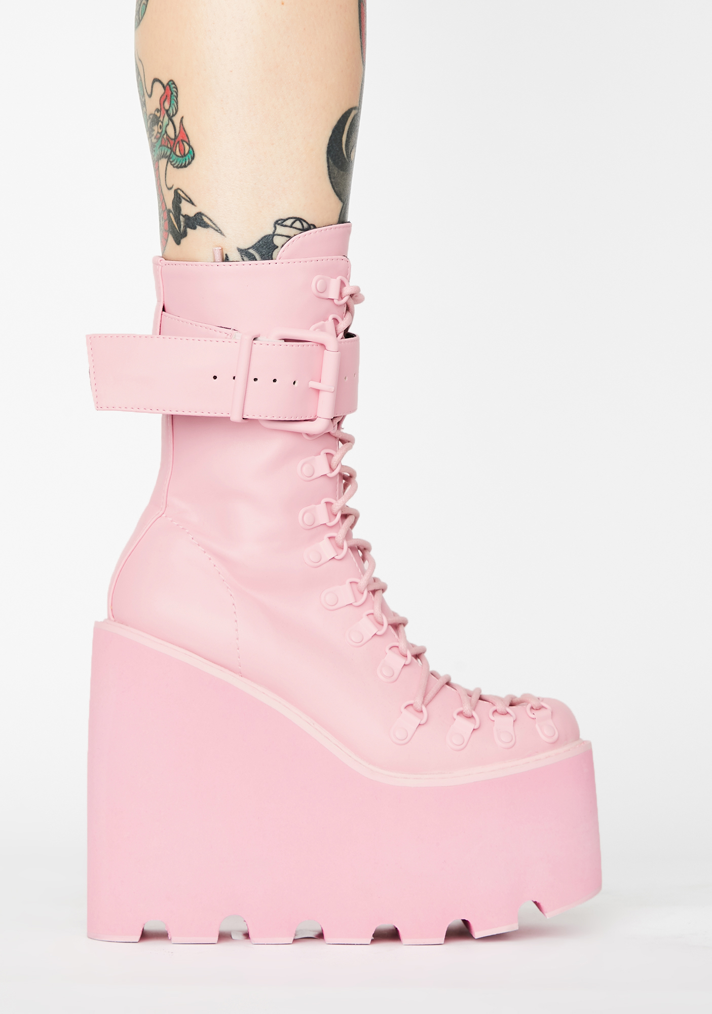 boots from pink