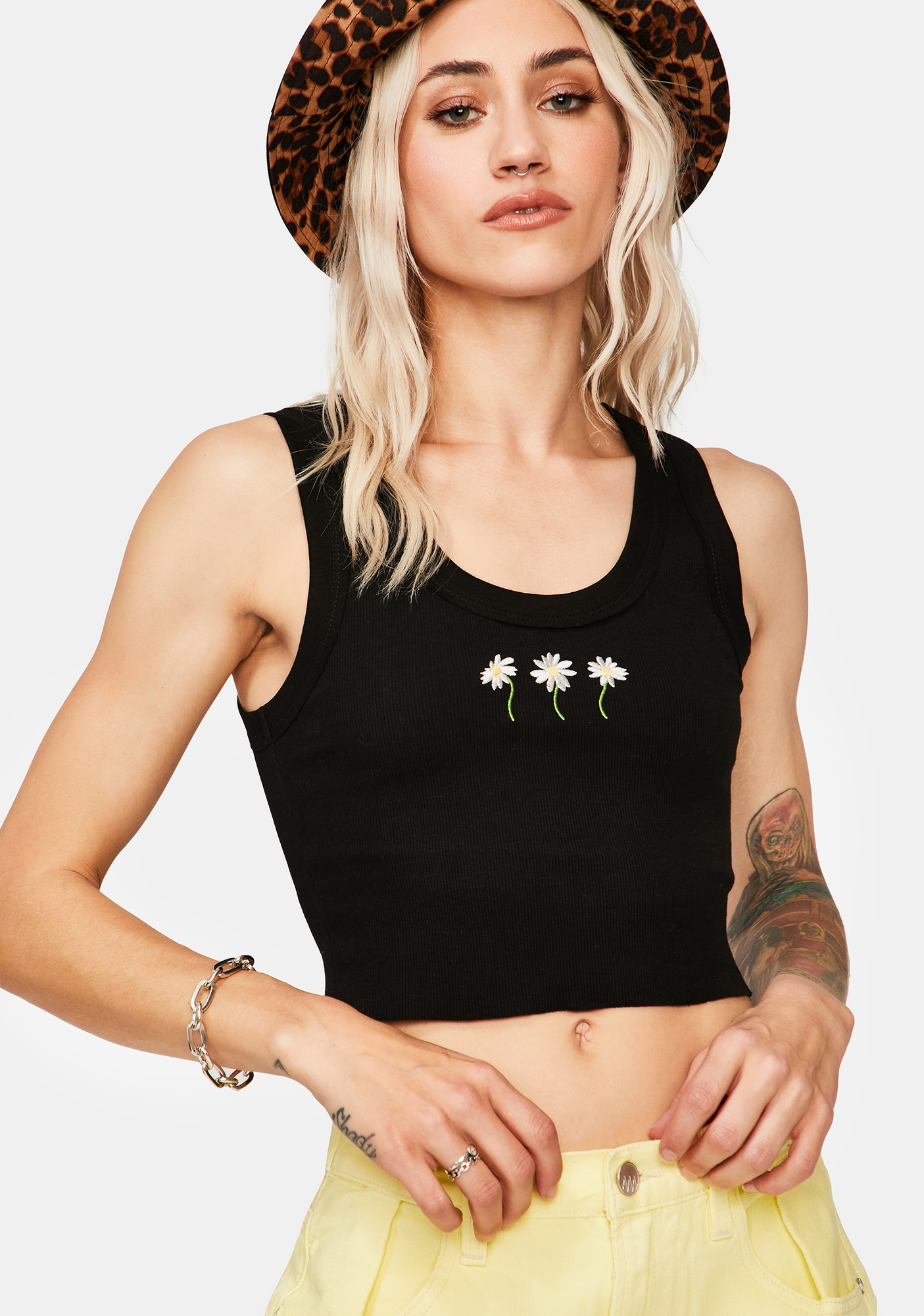 Daisy Embroidered Crop Tank Black Dolls Kill