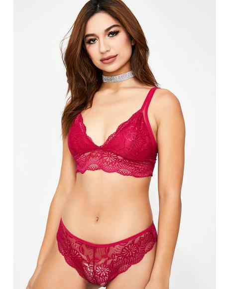 Bra necklace lace and fishnet plum forks