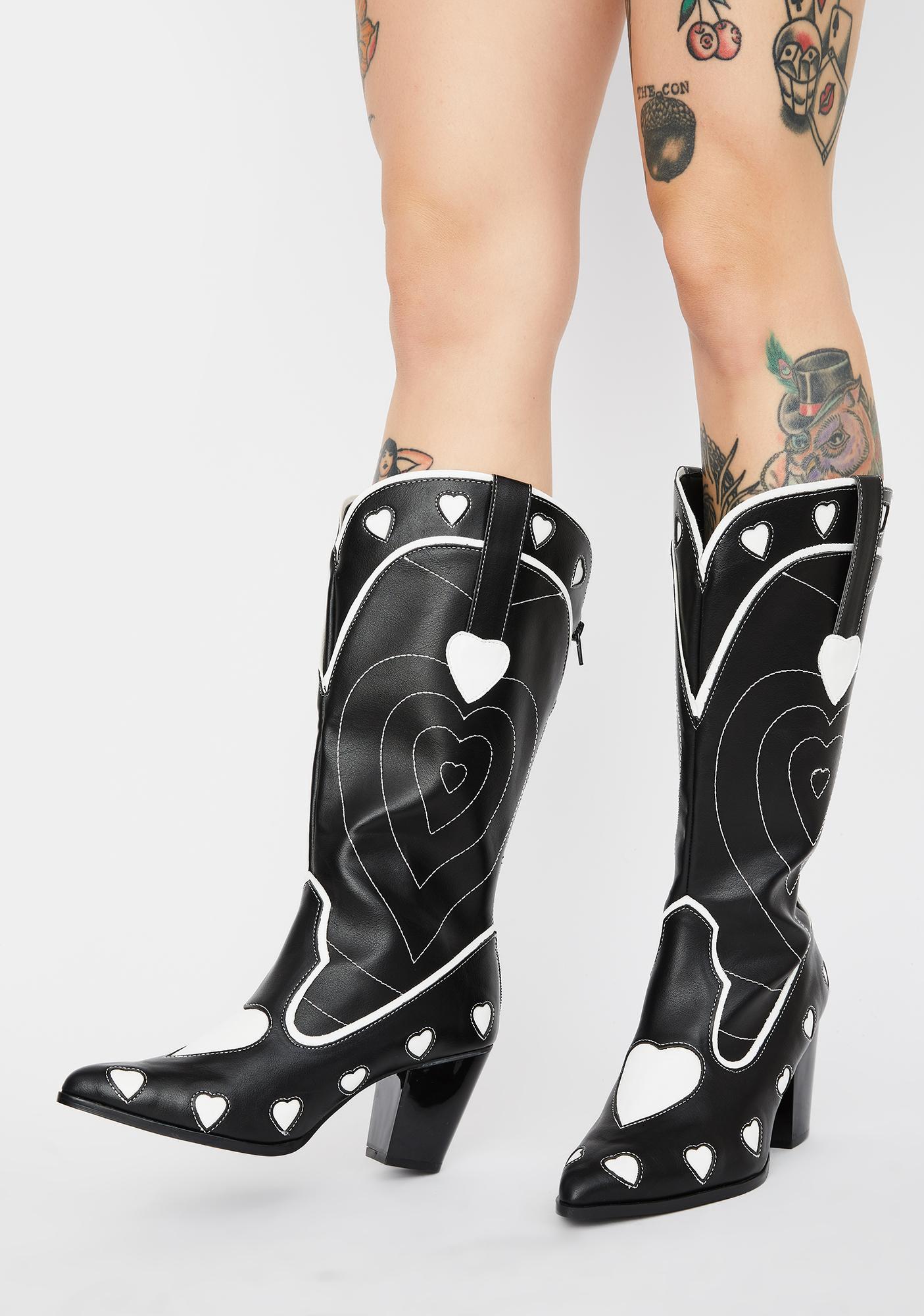 heart cowboy boots