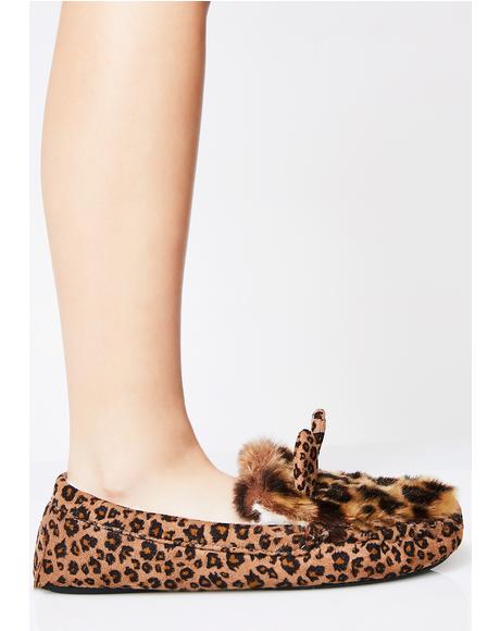 leopard faux fur slides
