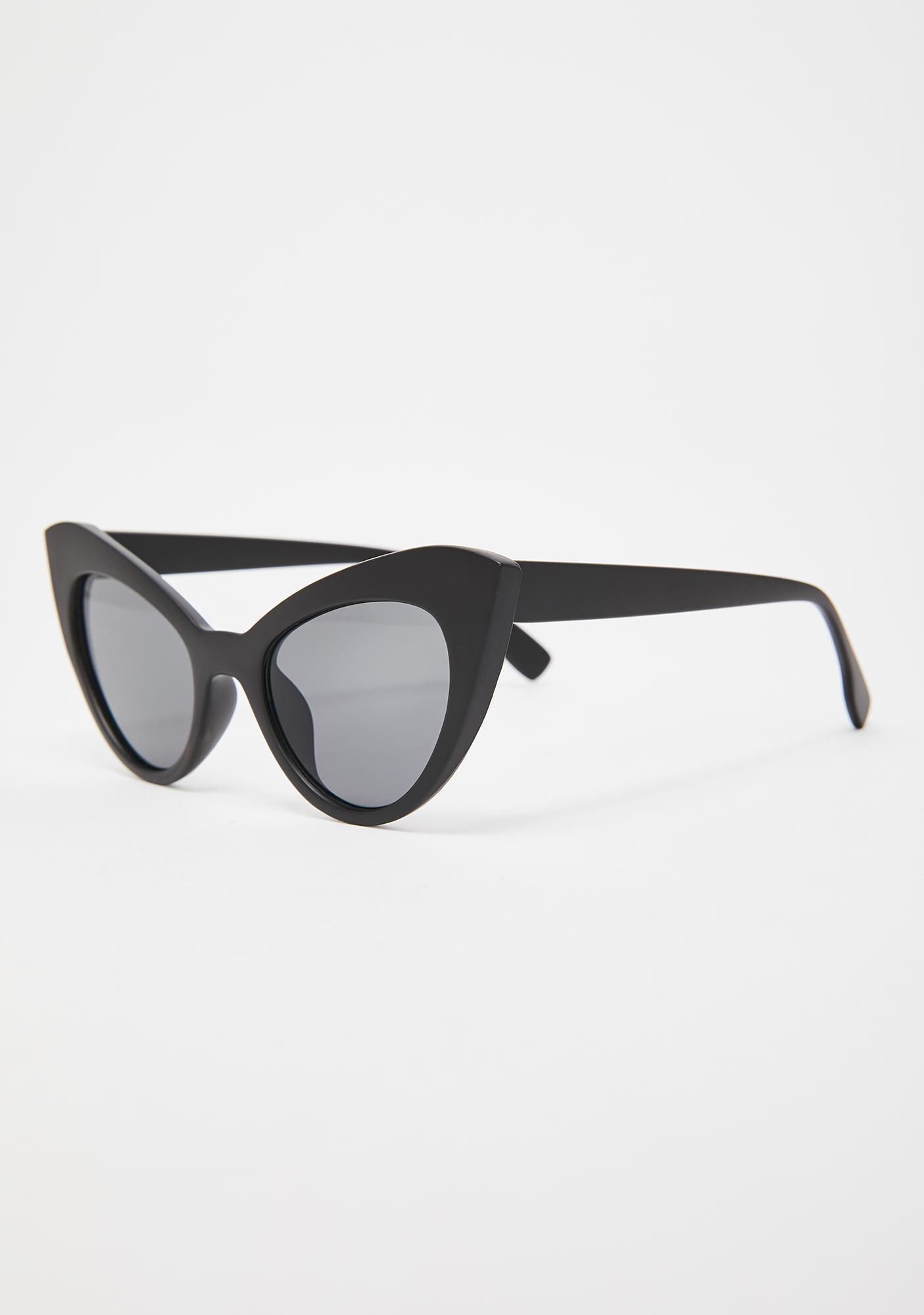 Cat-Eye Sunglasses Oversized Black | Dolls Kill
