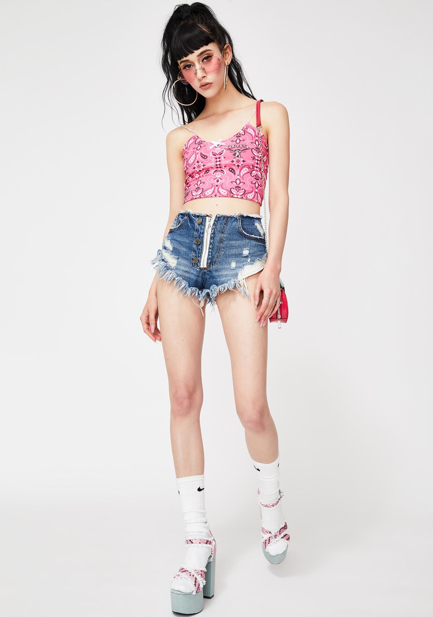 Why barbie's body is unrealistic image