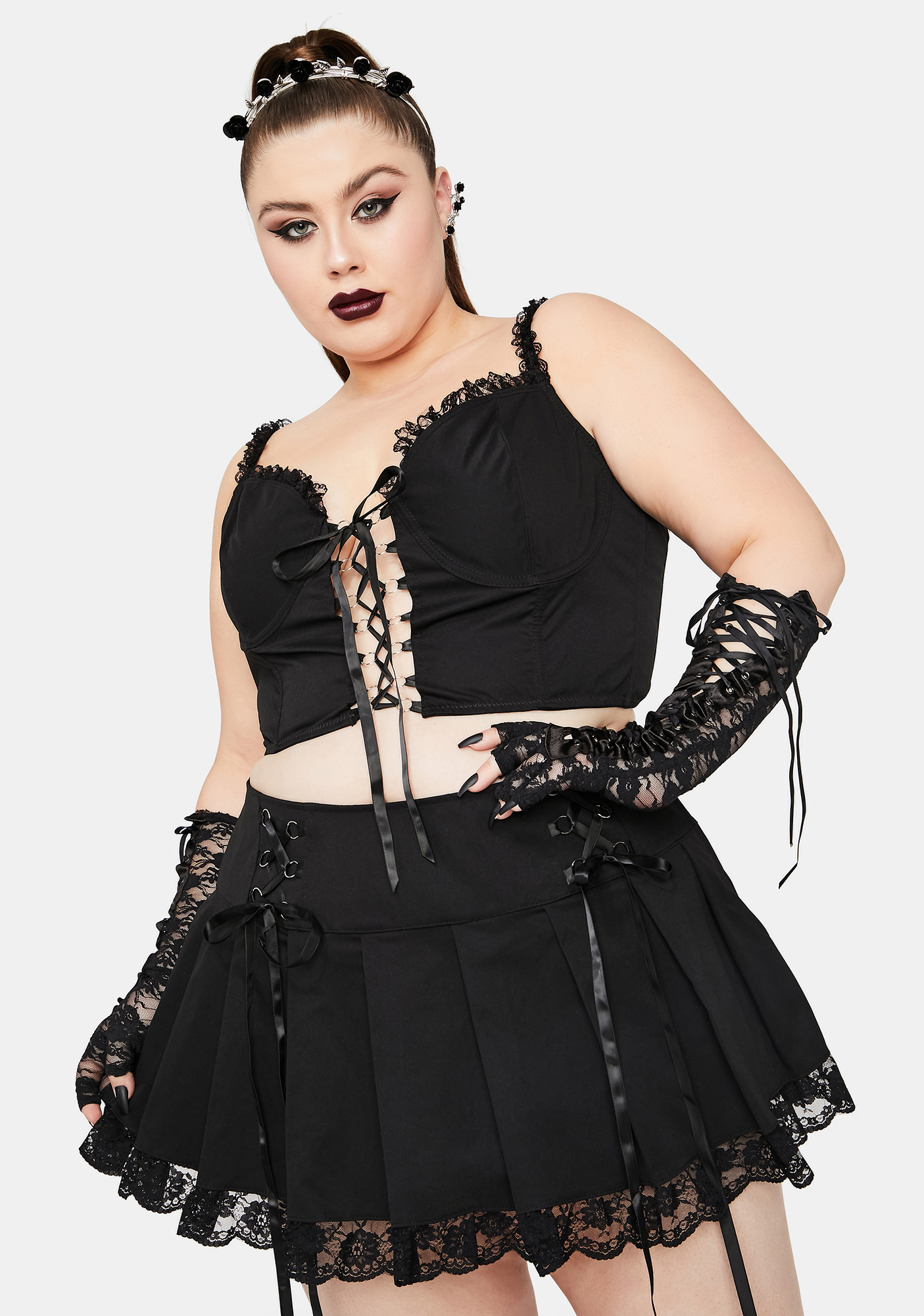 Widow Lace Trim Pleated Skirt   Black | Dolls Kill