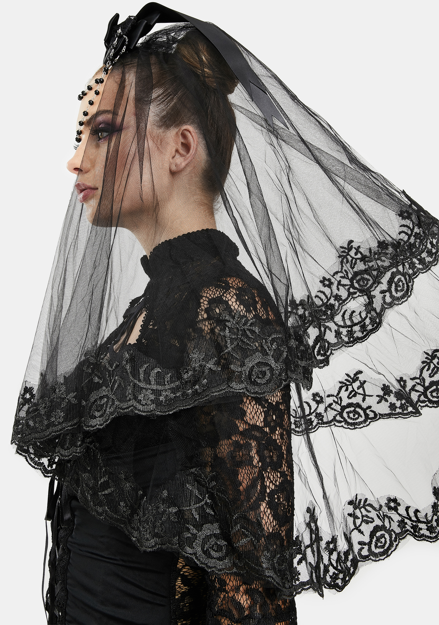 black lace veil