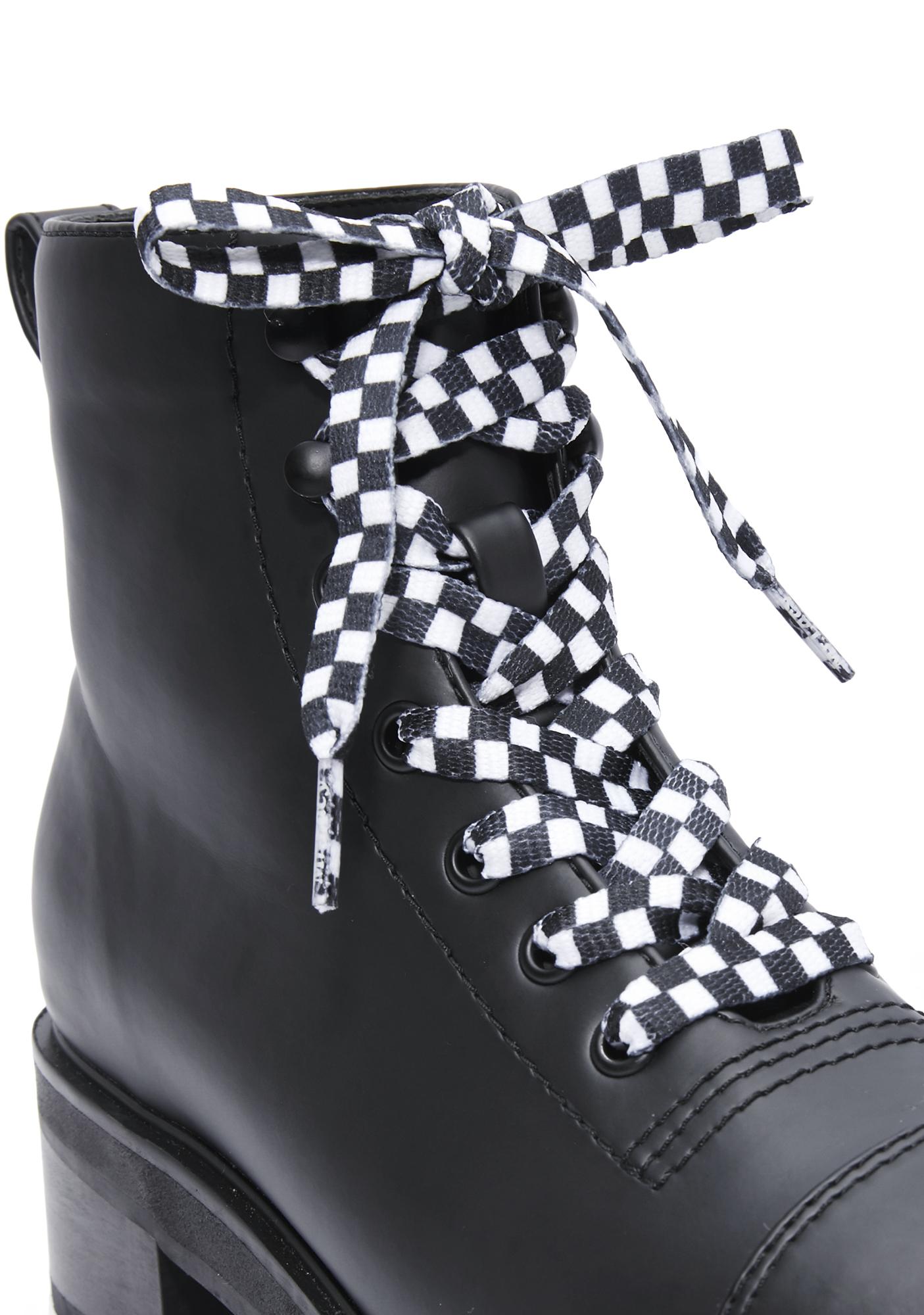 checkered shoelaces