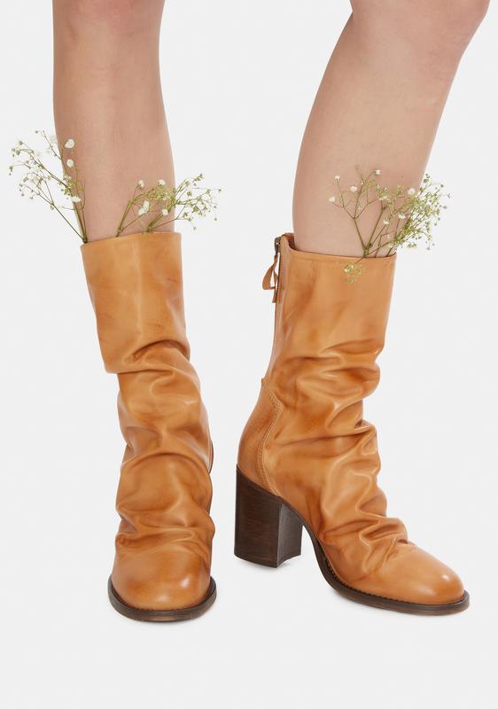 elle block heel boot