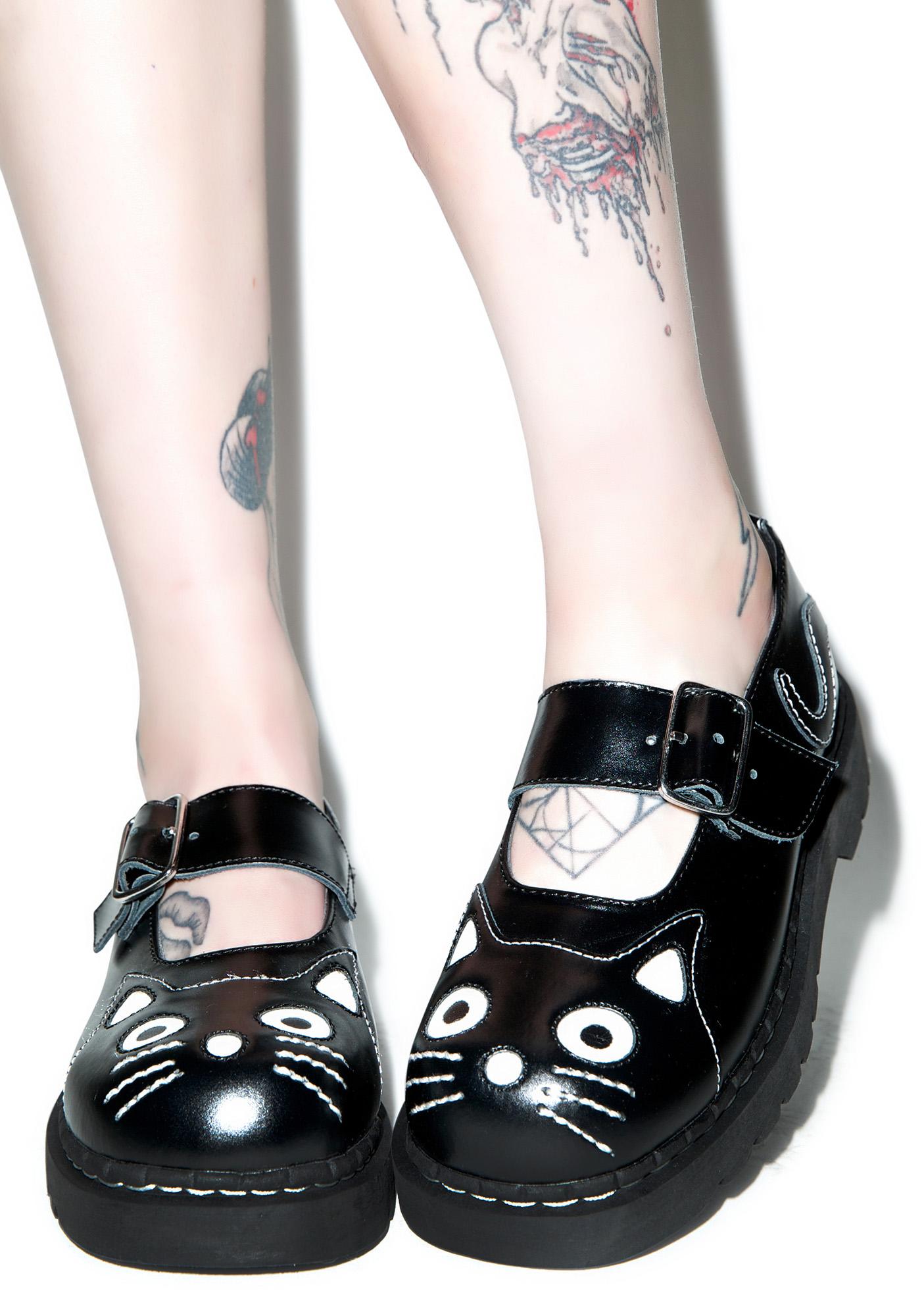 tuk kitty shoes