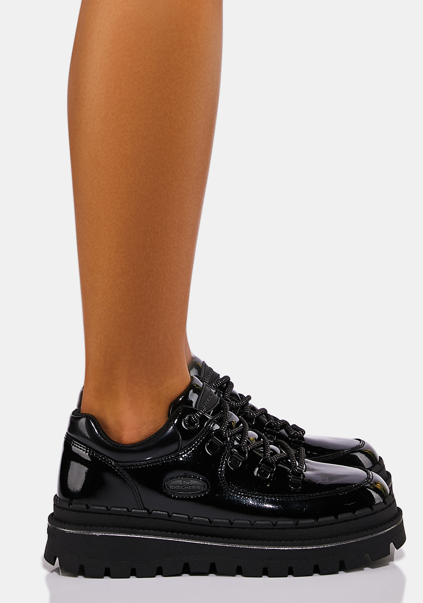 skechers-black-jammers-cool-block-oxfords-dolls-kill