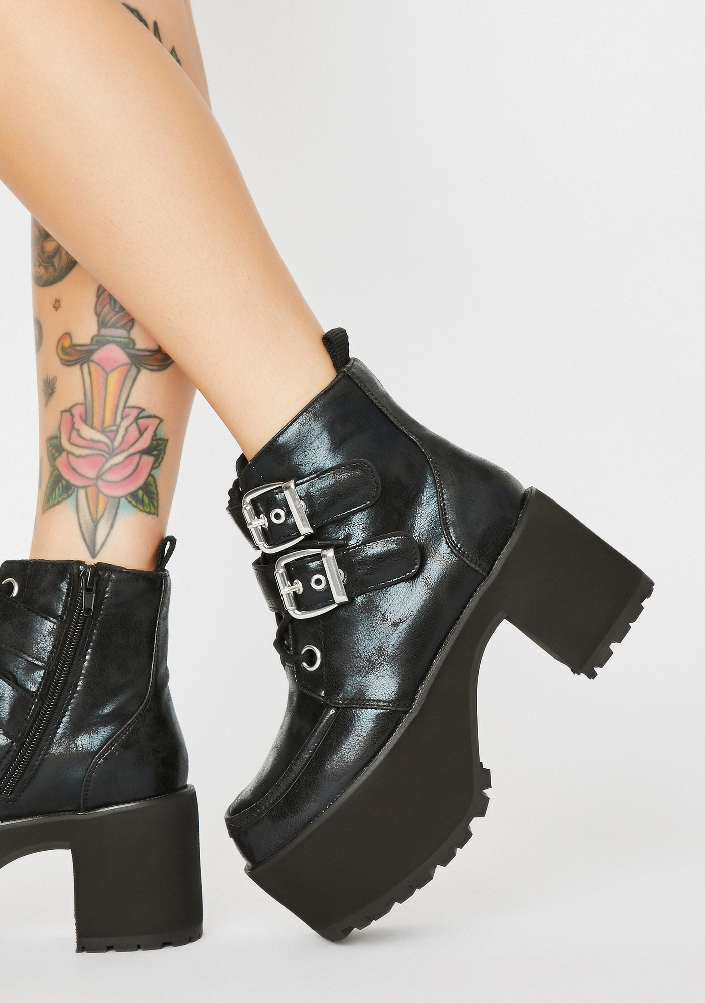 tuk buckle boots