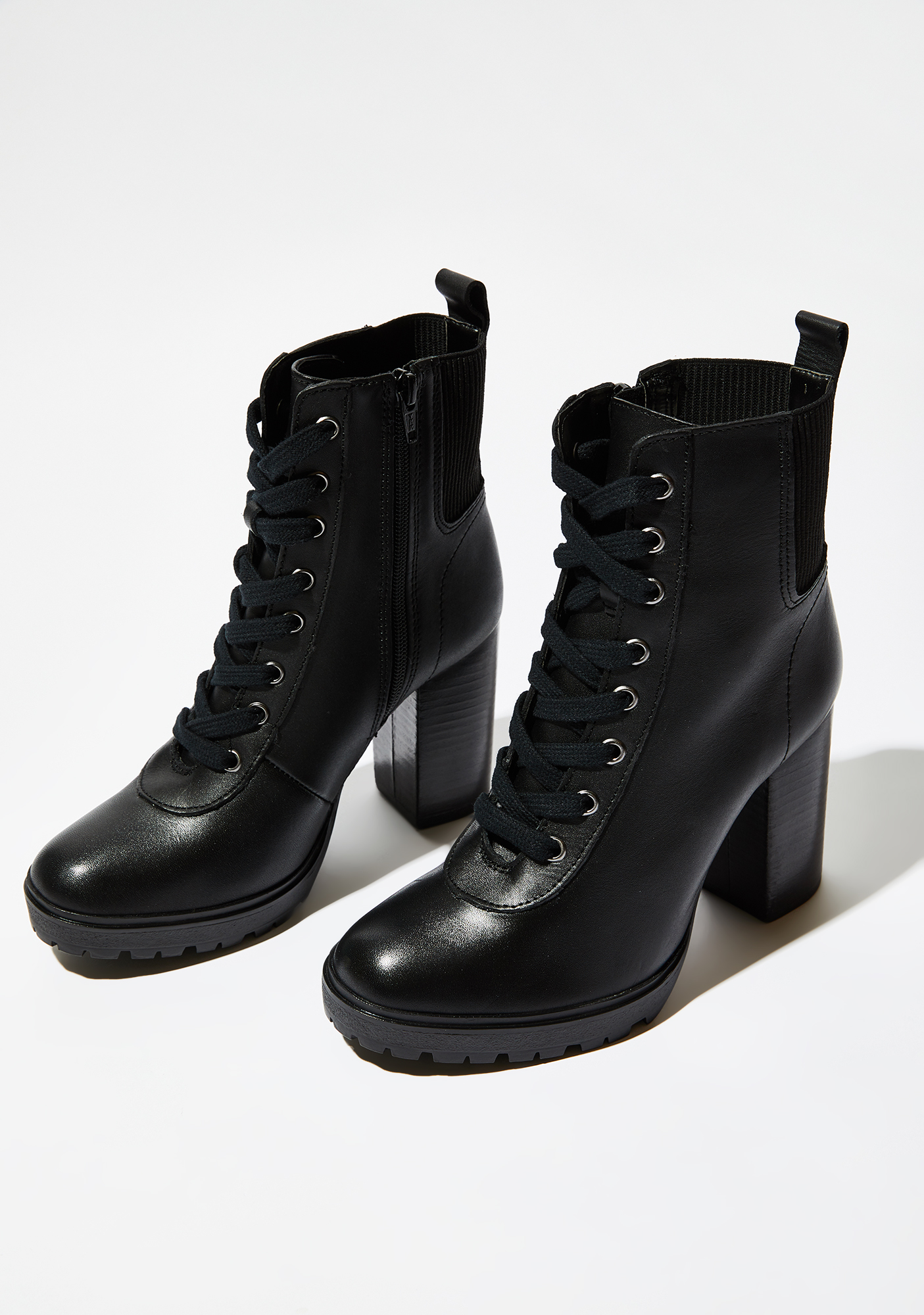 latch boot steve madden