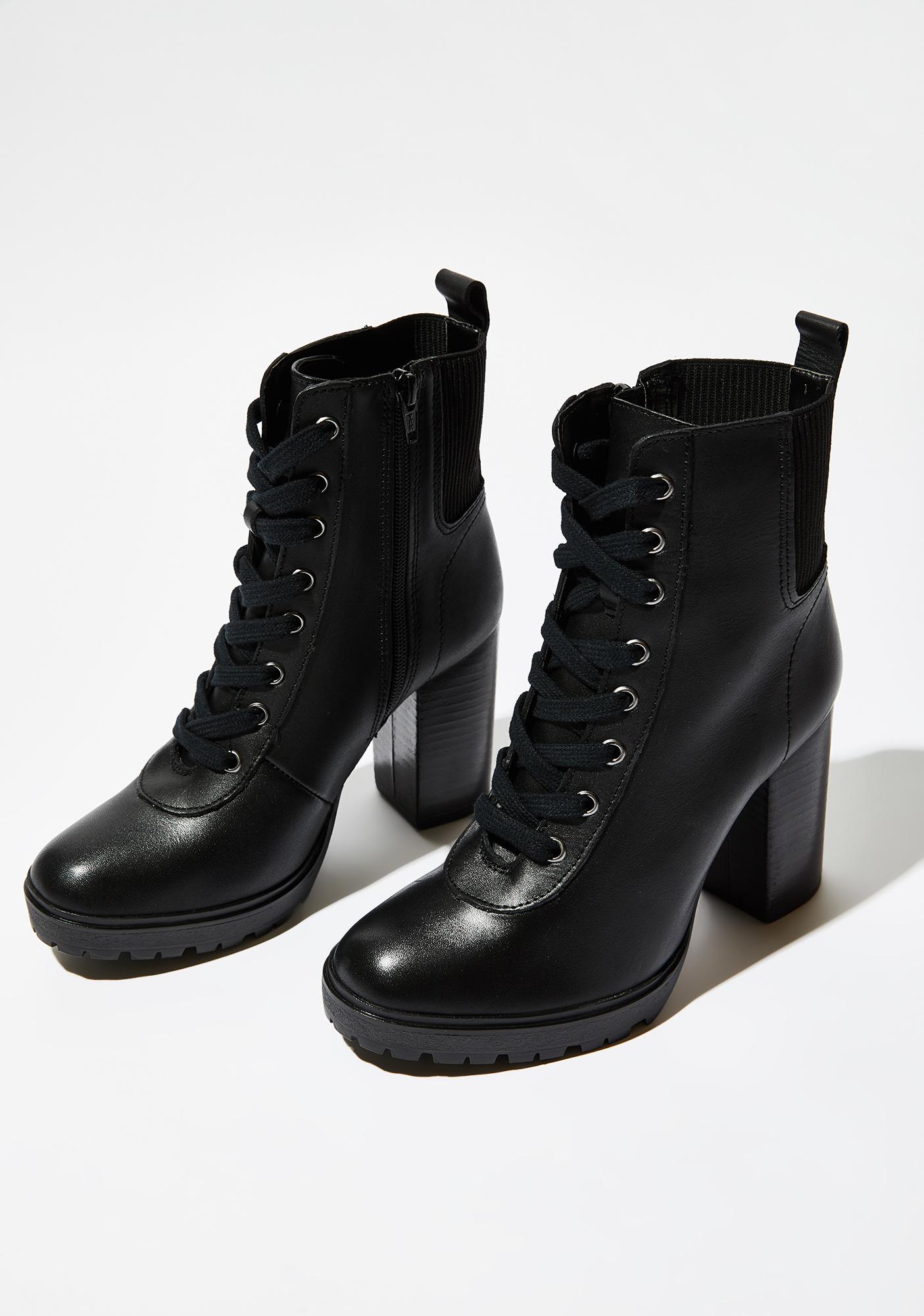 Steve Madden Black Leather Latch Boots 