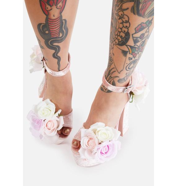 Befriending everyone she meets, the Angela Rose Gold Lace-Up Heels are undoubtedly irresistible 