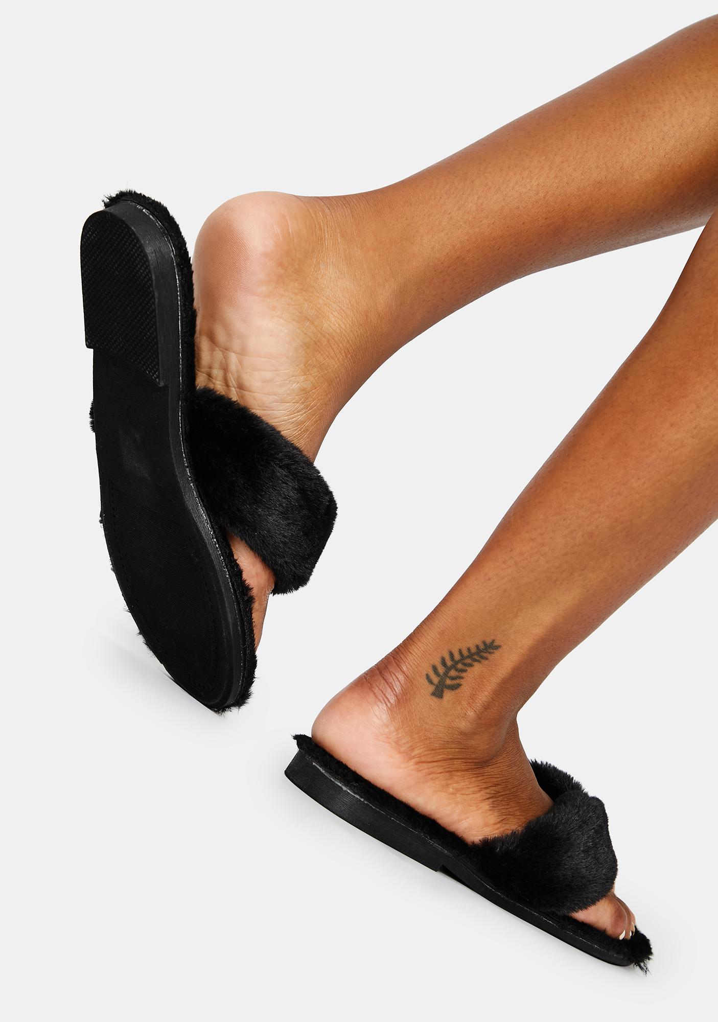 Fuzzy Flip Flop Slippers Black | Dolls Kill