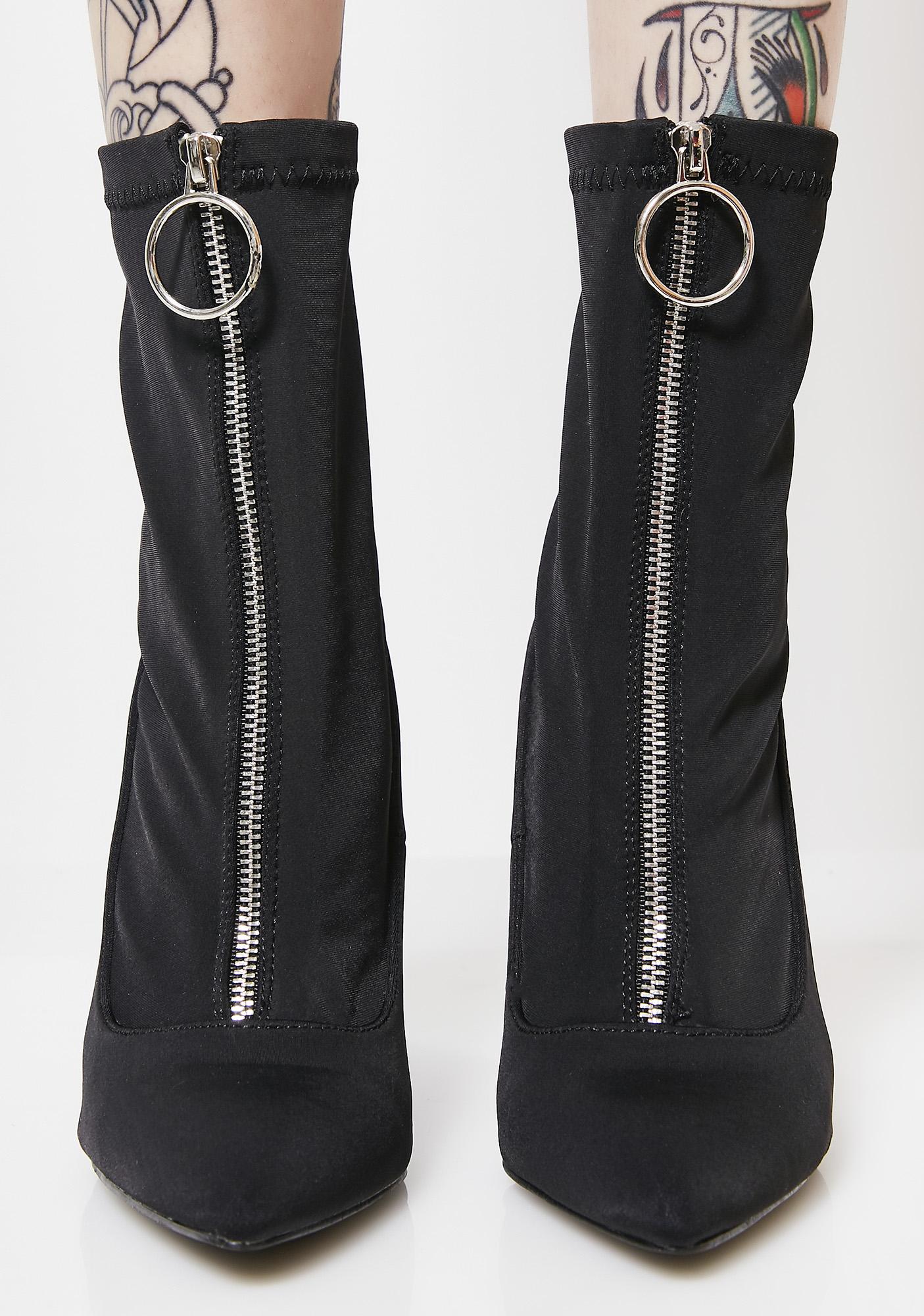 ankle boots zipper front